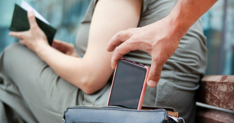 Celular roubado? App eleito melhor do ANO pode ajudar a bloquear seu aparelho
