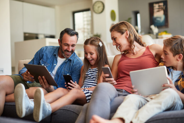 4 dicas indispensáveis para proteger seu filho na internet